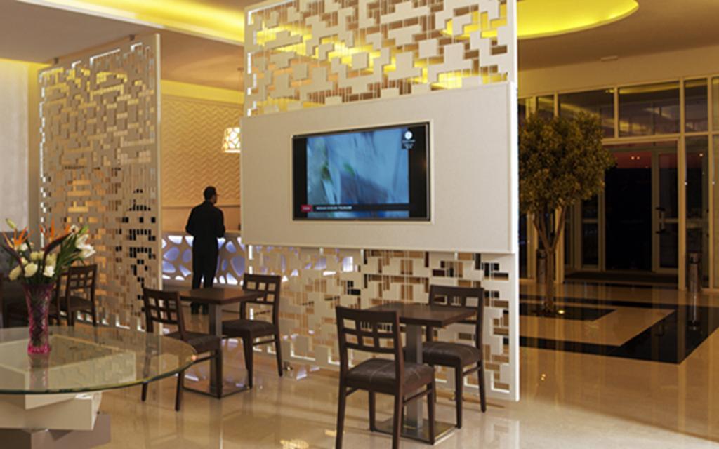 Relax Hotel Ucda Dış mekan fotoğraf