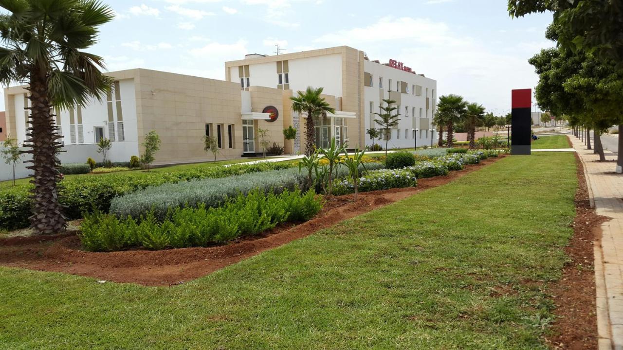 Relax Hotel Ucda Dış mekan fotoğraf